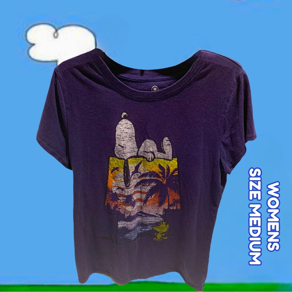 Womens Medium Navy Blue Snoopy Short Sleeve T-Shirt. Also Featuring Woodstock!